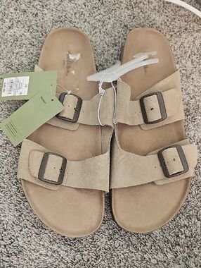 STUNNING GOODFELLOW BIRK INSPIRED SANDALS
